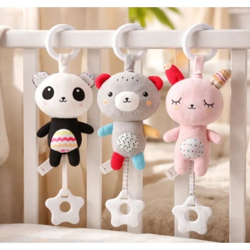Móbile Pelúcia Musical Bebê com Mordedor Argola para Pendurar Berço Carrinho Bebê Conforto Sensorial