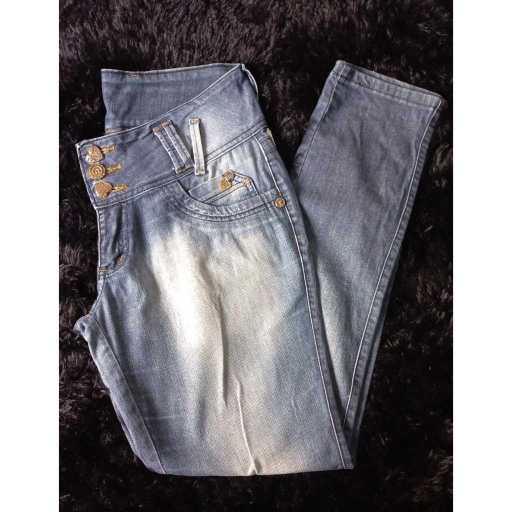 BS 302 - calça jeans feminina, Empório, confeccionado em algodão com elastano, tamanho 42