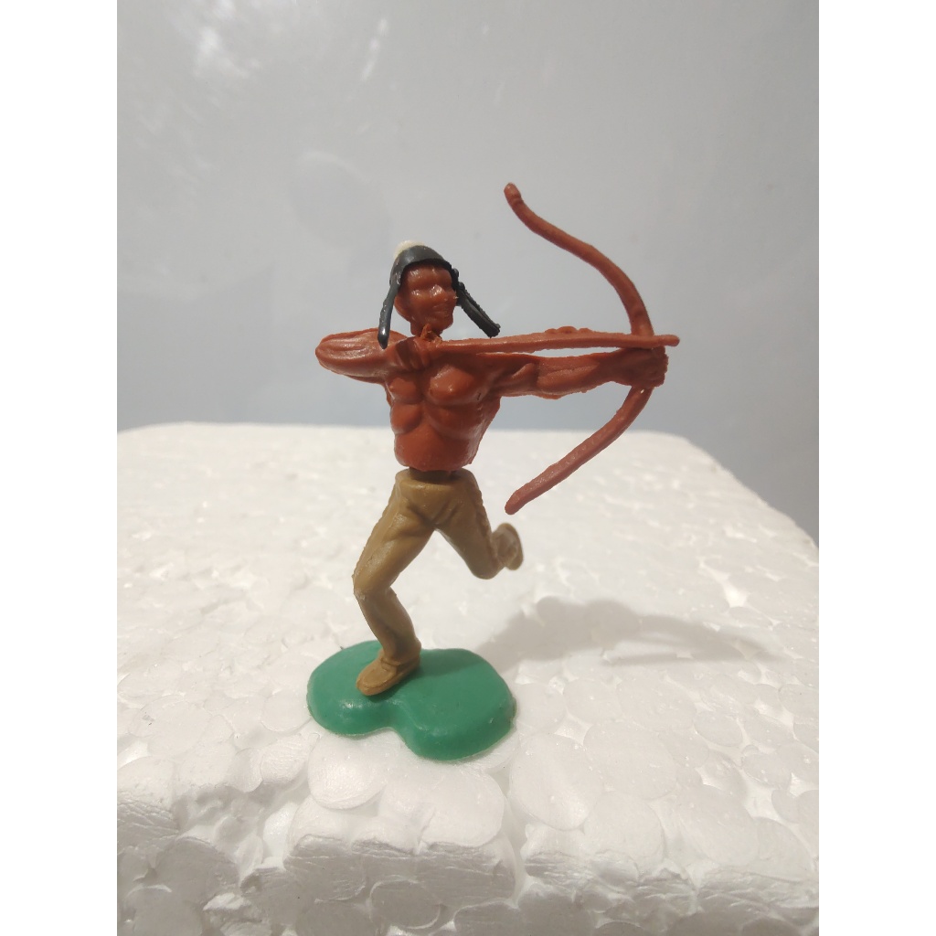 Boneco Índio com Arco e Flecha Forte Apache Gulliver – 6cm