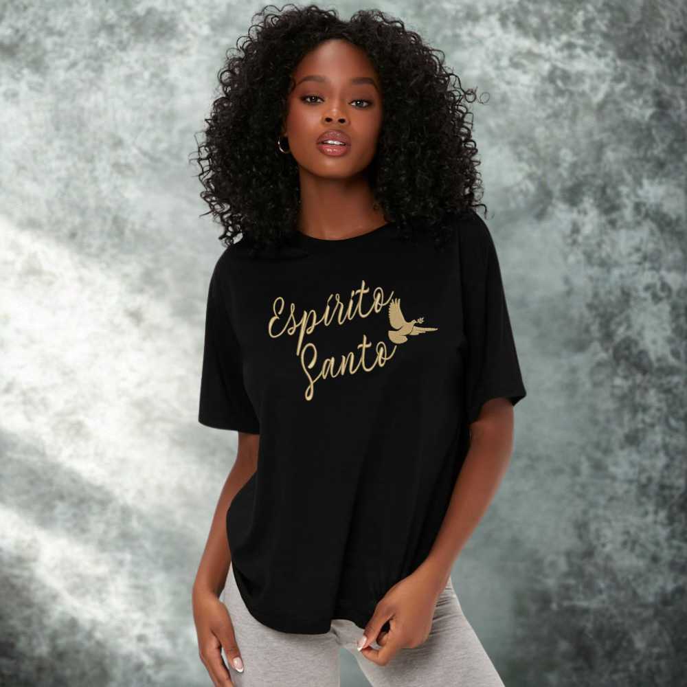 Camiseta Feminina Cristã Bordada Espírito Santo Camisa Religiosa Católica Moda Fé