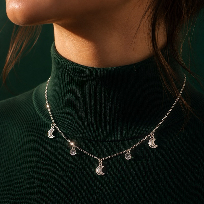 Choker Meia Lua com Pedra Transparente em Prata 925 Delicada Elegante