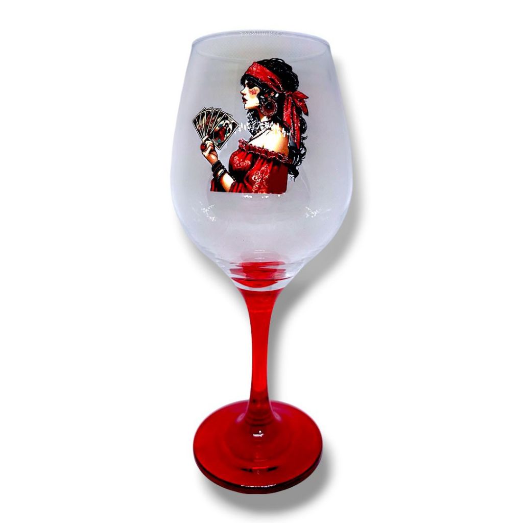 Taça Vinho Pomba Gira Cigana Fundo Vermelho Umbanda Altar Oferenda Trabalho  Gira Macumba