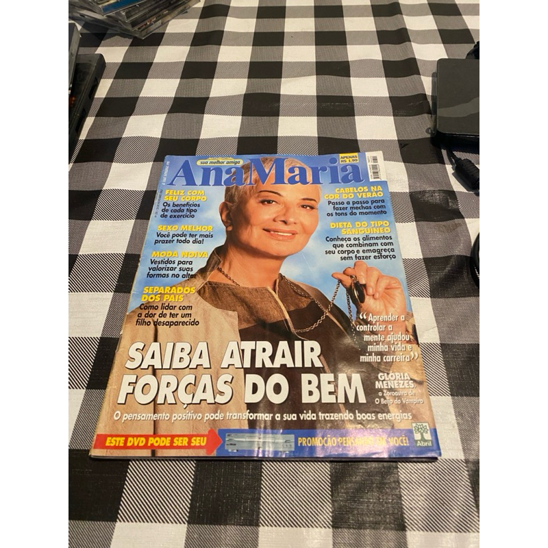 Revista Ana Maria 320 - Gloria Menezes, Kelly Key, Scheila Carvalho, Xuxa, Angélica, Roberto Carlos