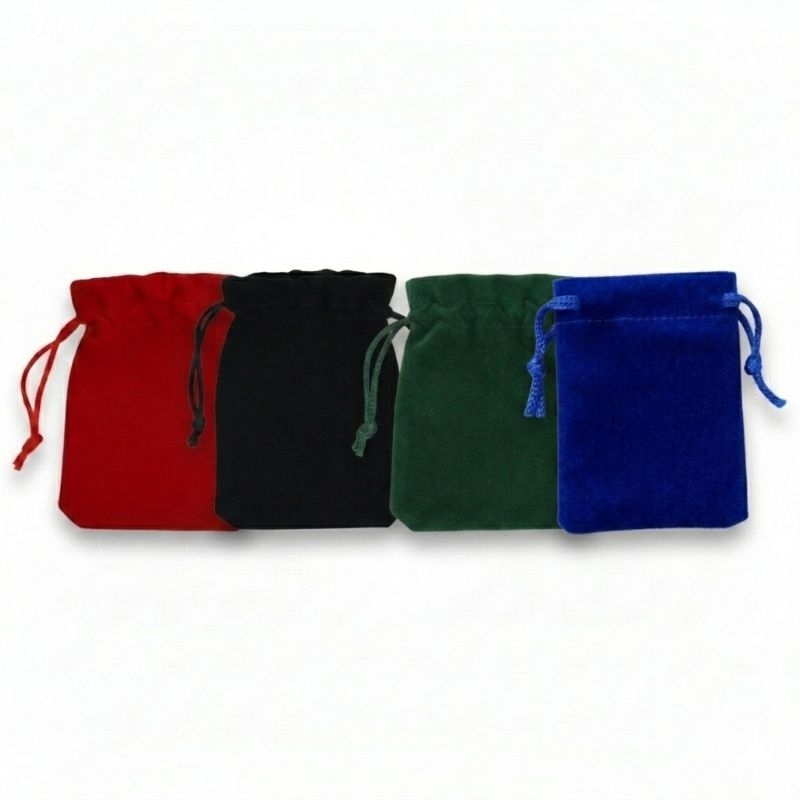 Kit Com Ate 30 Saquinhos De Veludo Premium 7x9-CM Para Joias Bijuterias Presentes Na Cor Preto Azul Verde e Vermelho.