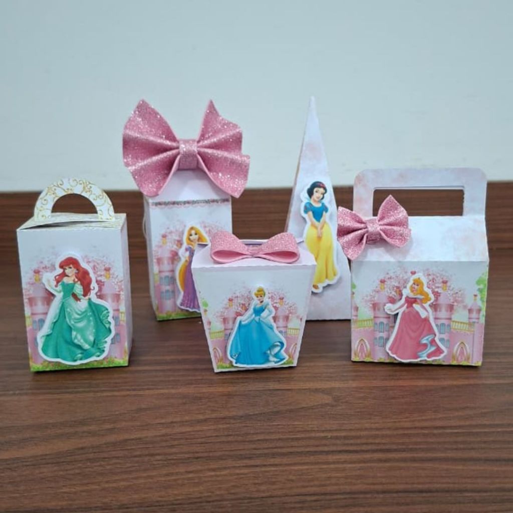 Kit 20 caixas personalizadas Princesas Disney  Lembrancinha de Festa Infantil