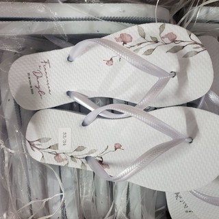 Chinelos personalizados minimalista kit com 70 pares
