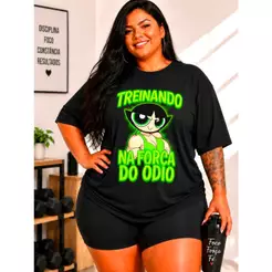 Camiseta Plus Size Academia Feminina “Treinando na Força do Ódio” | G1 ao G3 | Estampa Divertida Fitne