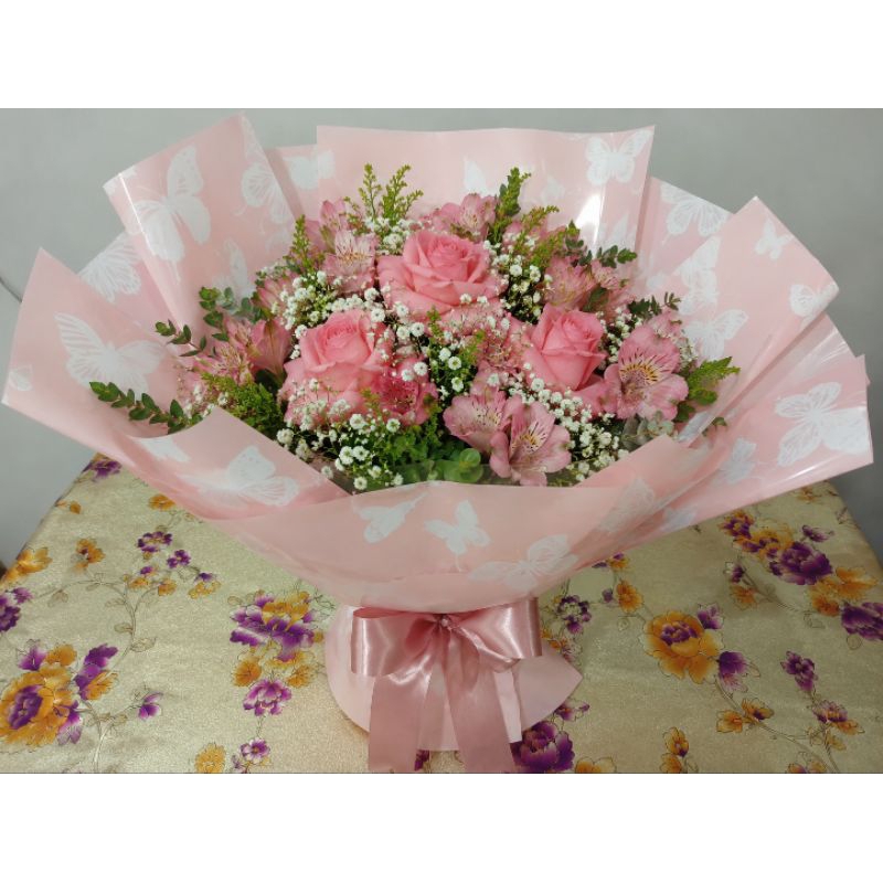 Poli 600 Coreano Amoré Decorado corações 57cm x 57cm 20 Folhas Transforme arranjo floral presente elegante buque