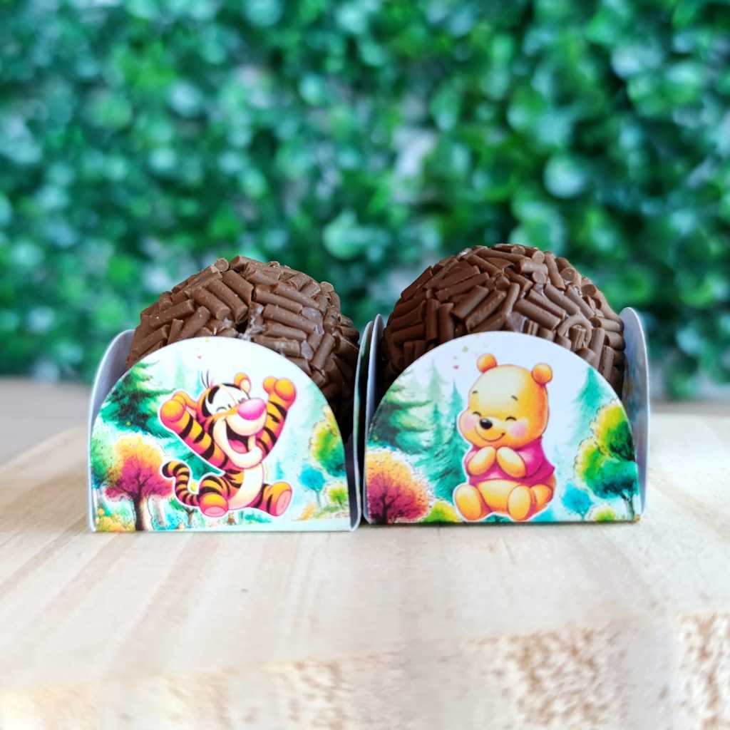 Forminhas para Doces Ursinho Pooh Personalizadas 4 Pétalas Brigadeiro Festa Aniversário Infantil Docinhos Decoração