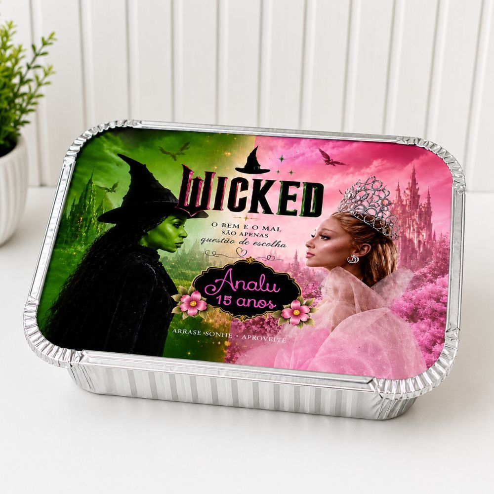 Marmitinha Personalizada Wicked | Lembrancinha de Luxo para Aniversário 15 Anos | Tampa Personalizada em Papel Fotográfi