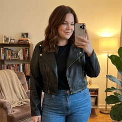 Jaqueta Feminina De Couro Sintético Leve Com Zíper Tecido Courino Plus Size G1 ao G3 Tamanho Grande Elegante Confortável
