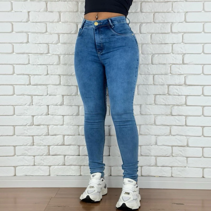 calça jeans feminina marmorizada com Lycra empina bumbum — imagem 1