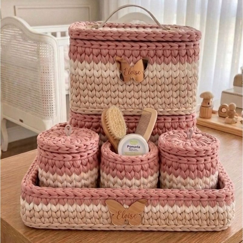 kit higiene bebê fio de malha premium 6 peças personalizado com o nome na borboletinha espelhada tampa acrílica