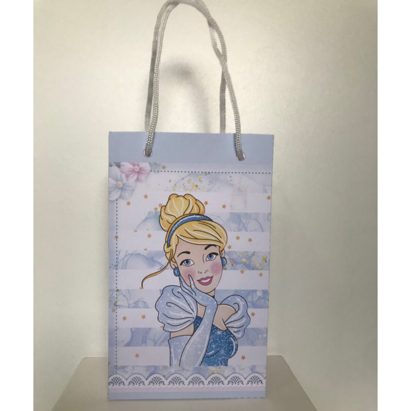 Sacolinhas personalizadas cinderela envio rápido  lembrancinhas de festa