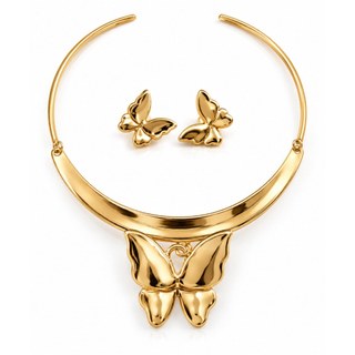 Conjunto Feminino Butterfly Gold – Colar Rígido com Borboleta e Brincos Dourados