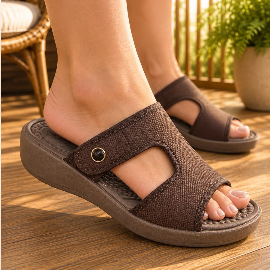 Sandália Feminino Tamanco Ortopédico Salto Anatomico Bella Angell Velcro Ajustável Palmilha Massageadora com Detalhes