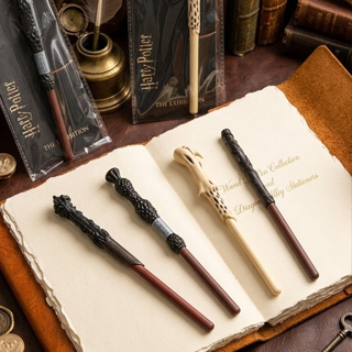 Caneta Varinha Harry Potter e Voldemort Colecionável Hogwarts Geek Luxo HP em Oferta na Shopee