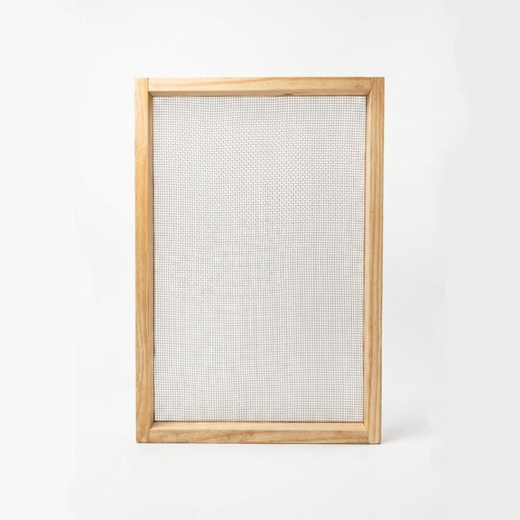 Peneira Retangular de Madeira 40x60cm para Areia, Grãos, Cal e Garimpo Geral - M5, M6 e M8