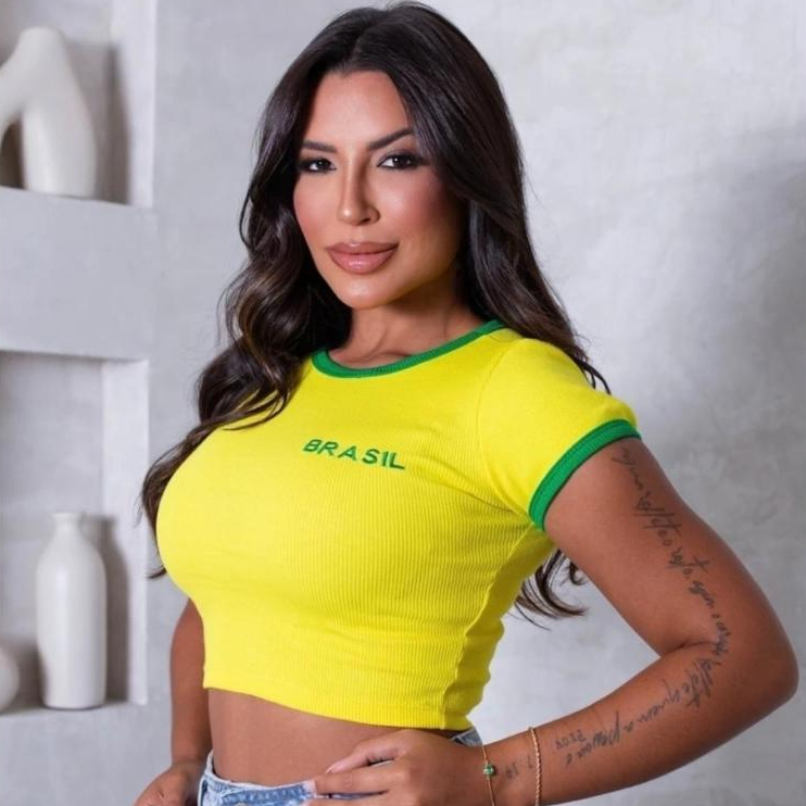 Blusa Baby Look Feminina Brasil Bordada - Tecido Ribana Canelado - Cropped Tendencial -Copa Do Mundo