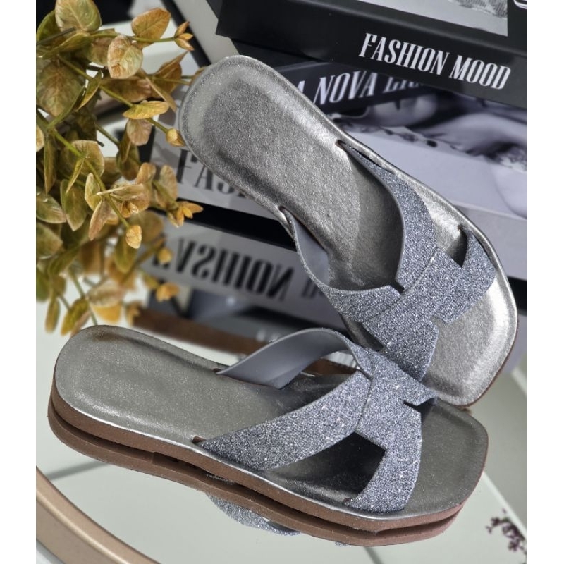 Rasteira Adulta Feminina c/brilho Leve e Confortável em Oferta na Shopee