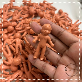 Mini Boneco Xaxa Plástico Para Maquete em Oferta na Shopee