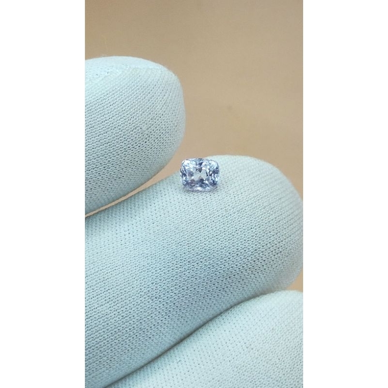 Raro Espinélio de Burma 0,90ct - 5,80 x 4,80 x 3,80 milímetros