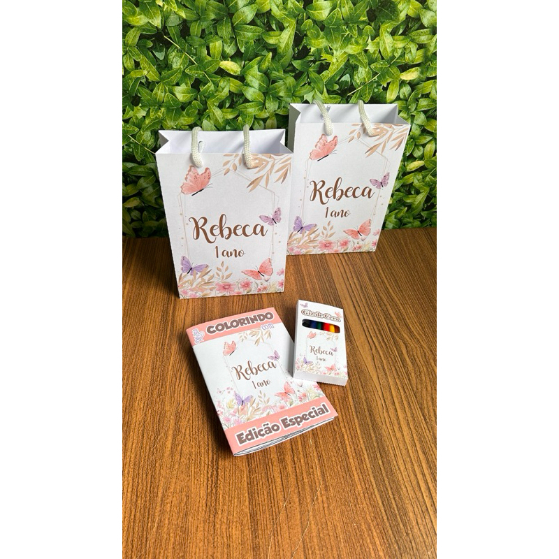 Kit Colorir Infantil Personalizado com Sacola e Giz | Lembrancinha Festa Tema Jardim Encantado Borboletas Aquarela