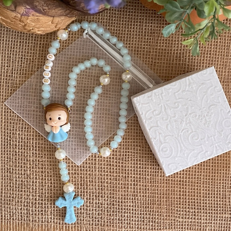 Terço infantil Doce Anjinho Azul kit com caixa de presente e saquinho de organza