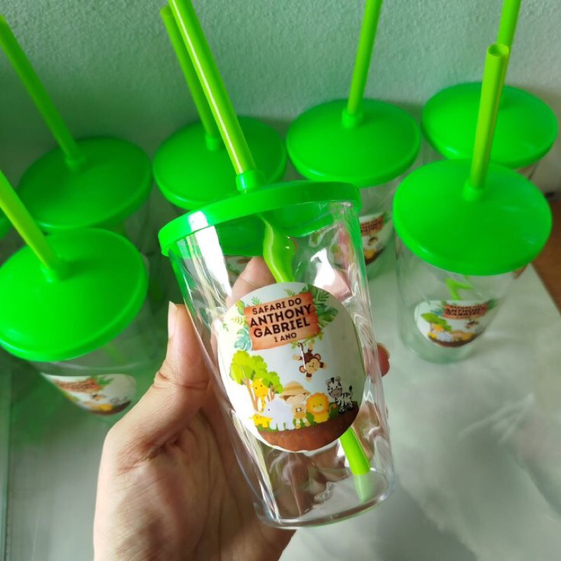 kit Copos Personalizado Infantil 300ml com Tampa e Canudo Lembrancinha Tema  Aniversários