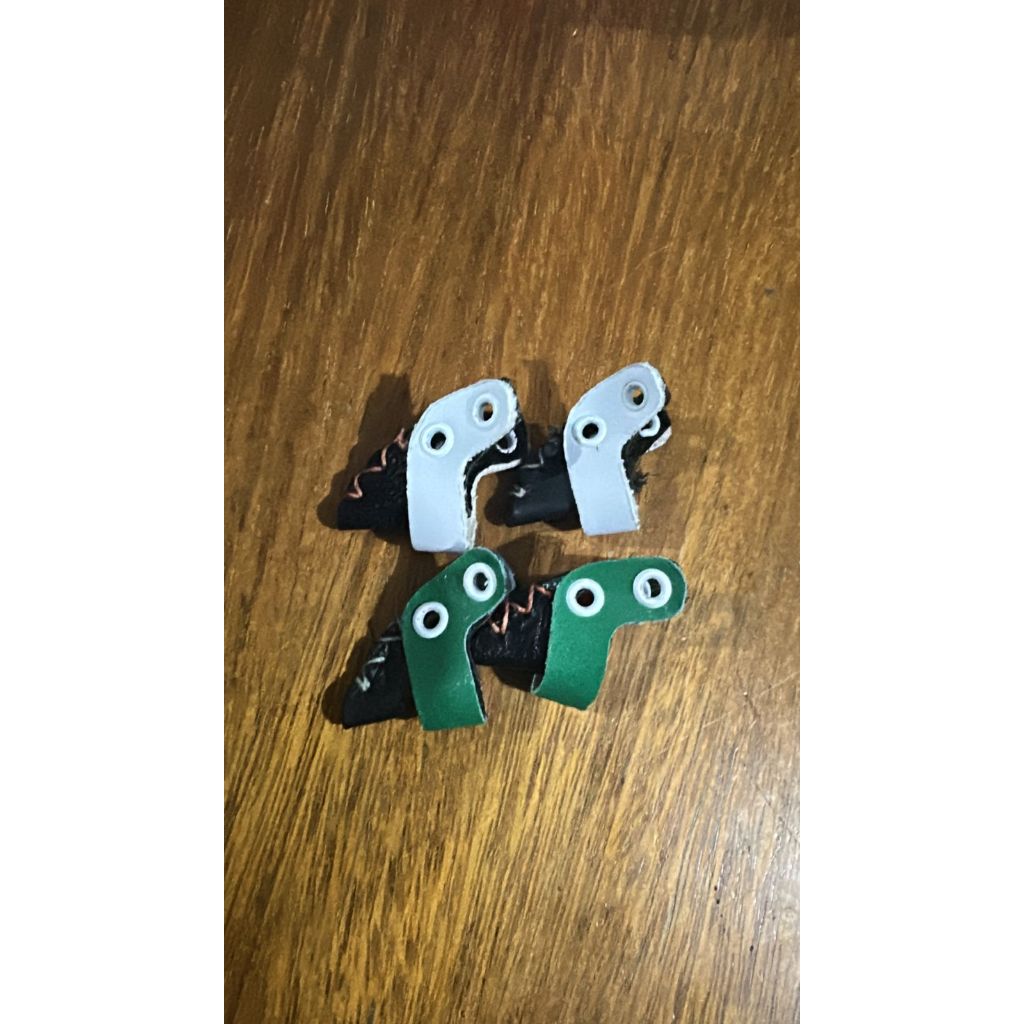 Kit Protetor de Bico para Aves de Granja Material Sintético e Macio