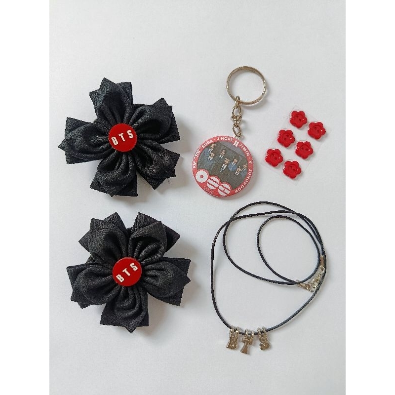 Kit BTS Colar + Chaveiro + Elástico de Fuxico - Acessórios Kpop Army Preto Vermelho 2026