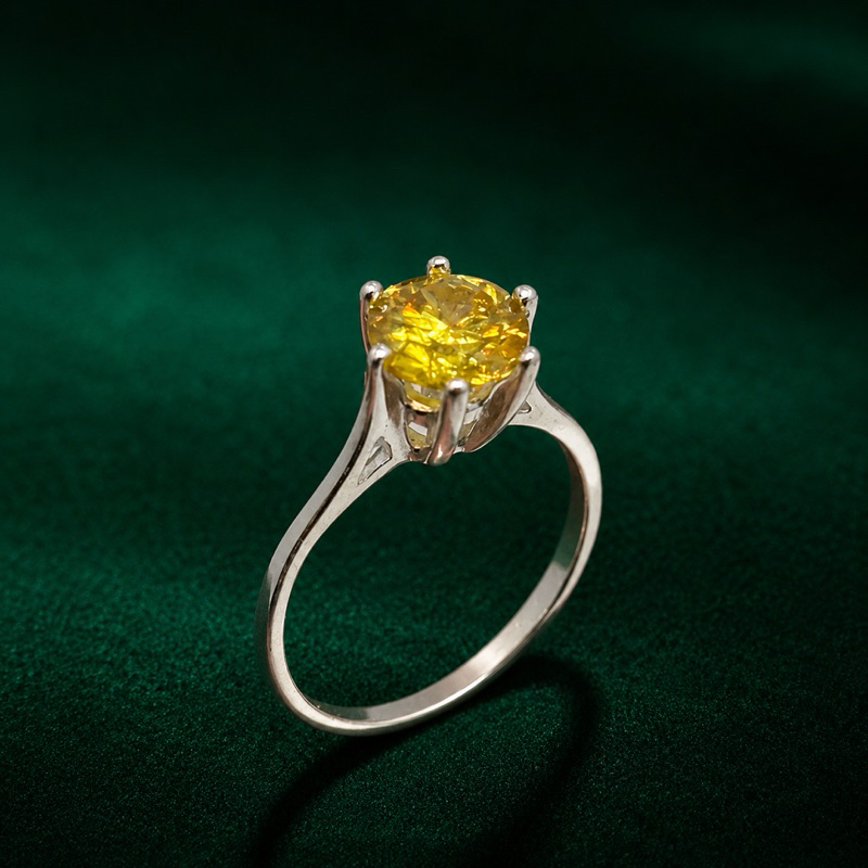 Anel Solitário Zircônia 7mm Amarelo em Prata 925 Elegante e Luxuoso