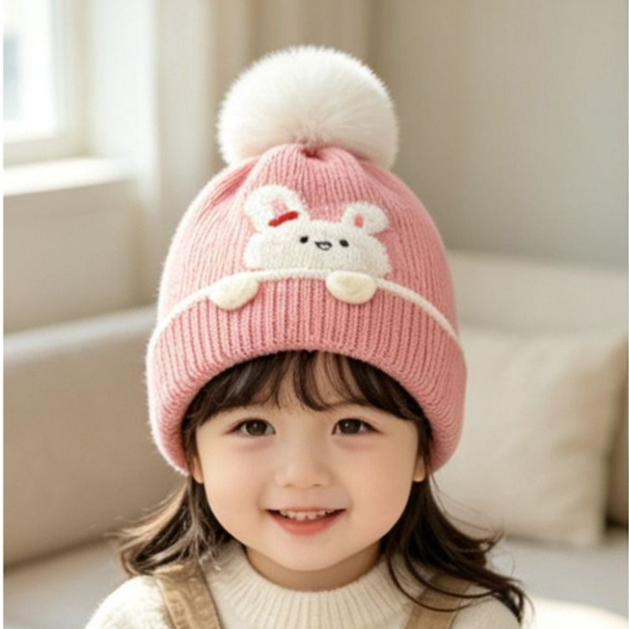 Touca Infantil Gorro Forrada Pompom com Proteção Orelhas Com Estampa Urso Quentinha Frio
