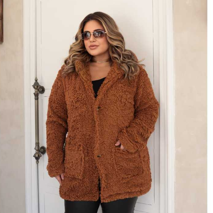 Casaco Teddy Feminino Plus Size Forrado Com Capuz Bolso Botão Casaco De Frio Inverno Quentinho