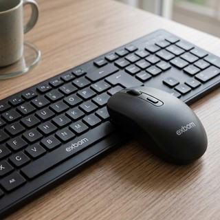 Kit Teclado Sem Fio Preto Slim ABNT2 Mouse Ergonômico com Pilha  Inclusa  Plug and Play USB Exbom Kit Completo