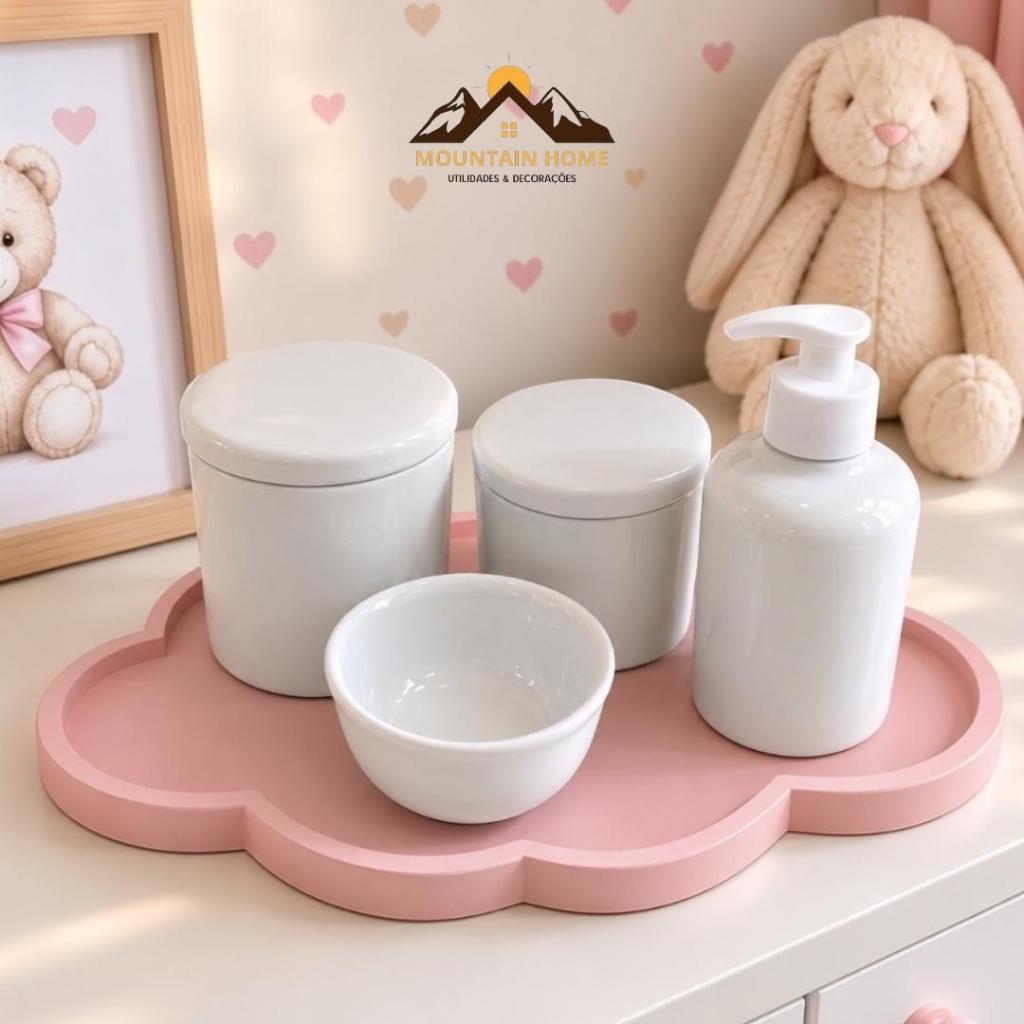 Kit Higiene Bebê Porcelana 4 Peças Bandeja MDF Porta Algodão Cotonete Álcool em Gel Decoração Quarto Infantil Menina