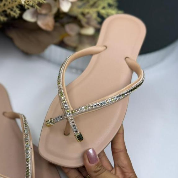 Sandália Rasteirinha Jade Feminino Macio Sandália Confortável com pedraria Lançamento Envio Imediato.