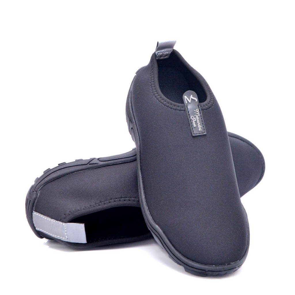 Sapatilha Aquatica De Neoprene Hibrido Tênis Nautico Antiderrpante Confortavel