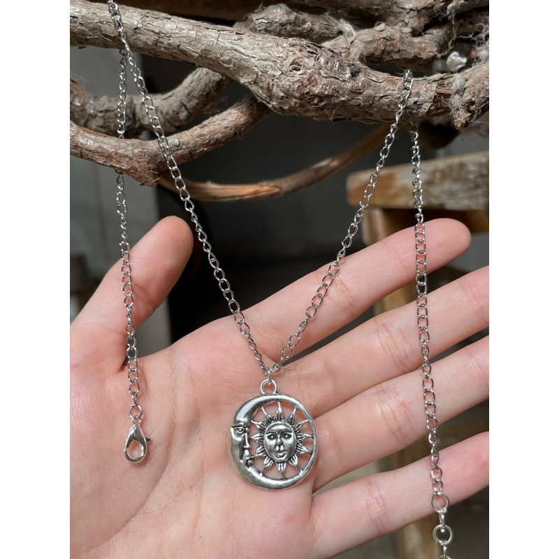 Colar Sol e Lua Feminino ✨ Estilo Vintage Hippie Aesthetic Pinterest