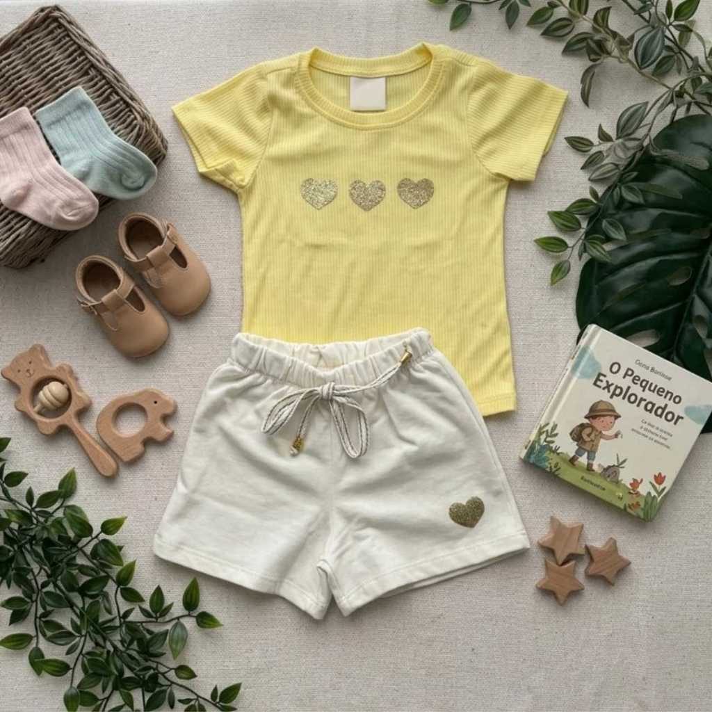 Conjunto Infantil Menina Fofo Coraçãozinho Blusinha + Short Moletinho Macio Confortável