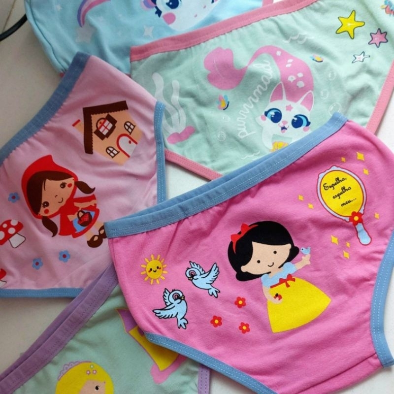 Kit com 5 Calcinhas Infantil Menina estampadas coloridas e confortáveis (temas sortidos)