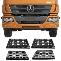 Kit Jogo Tapete Pisante Superior Inferior Estribo Mb Atego 2013 em diante Plástico Injetado