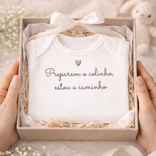 Body Bebê Preparem o Colinho Estou a Caminho | Envio em 24h | 100% Algodão | Presente Gestação