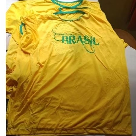 03 Camisetas do Brasil Amarelinha P-M-G Malhas Poliéster.(Descreva os tamanhos no Direct,Você não Escrever Envio Sortida