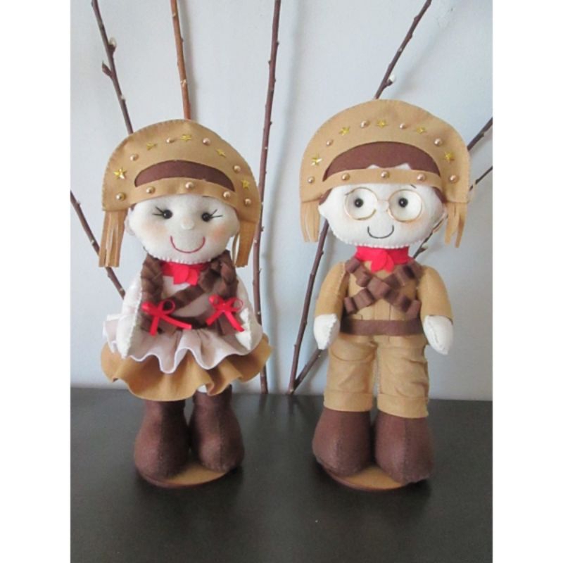 Cangaceiros decorativo , casal de Lampião e Maria Bonita com 25cm  _casal nordeste _ espantalho