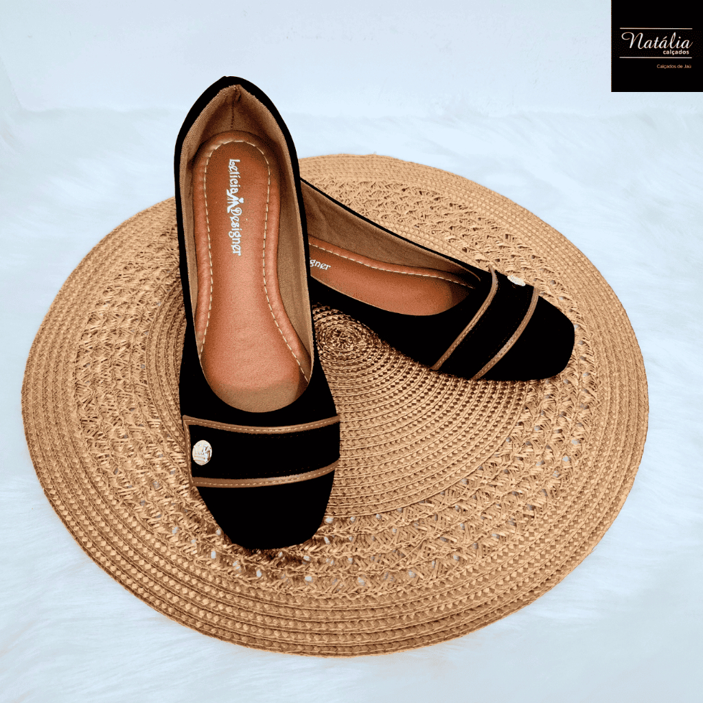 Sapatilha Feminina Nobuck Preto Napa Nude Detalhe Botton Bico Quadrado Traseiro Confortável Elegante