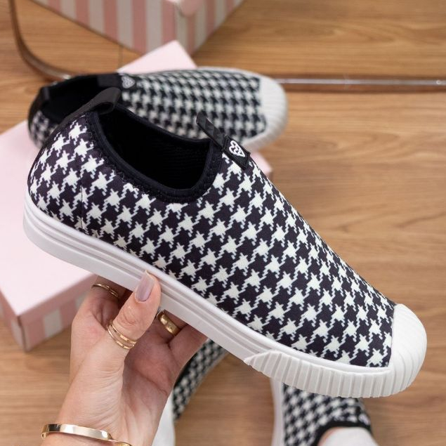 Sapato Feminino Estilo Tênis Super Macio e Flexível