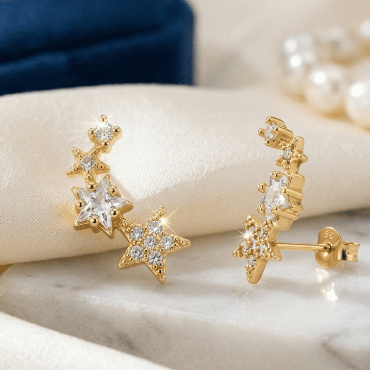 BRINCO EAR CUFF COM CRISTAIS DE CORAÇÃO BANHADO A OURO PRESENTE NAMORADA NAO DA ALERGIA