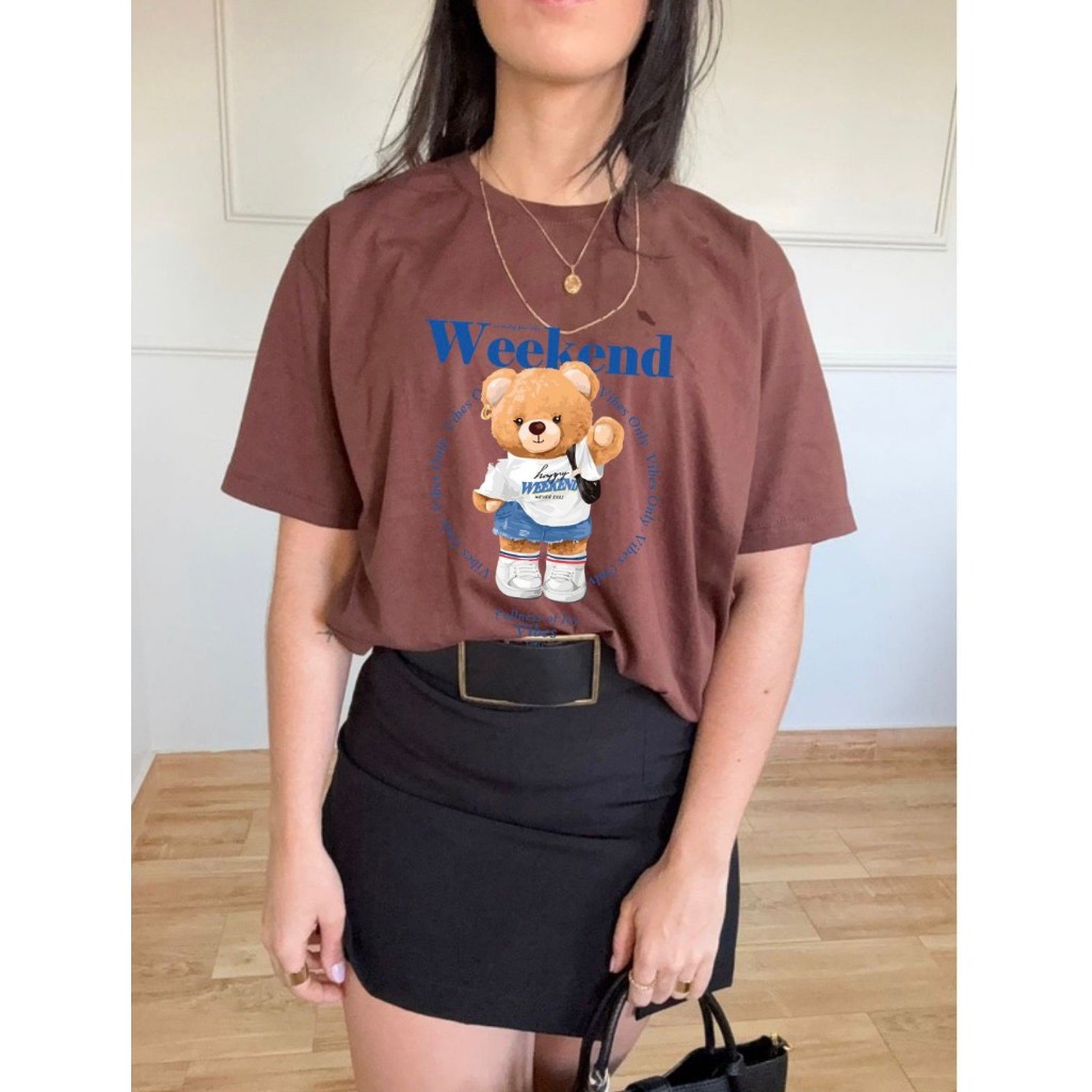 Camiseta Algodão Premium Feminina Tendência Urso Estilosa Básica Versátil Marrom Passeio Confortável Básica Trabalho