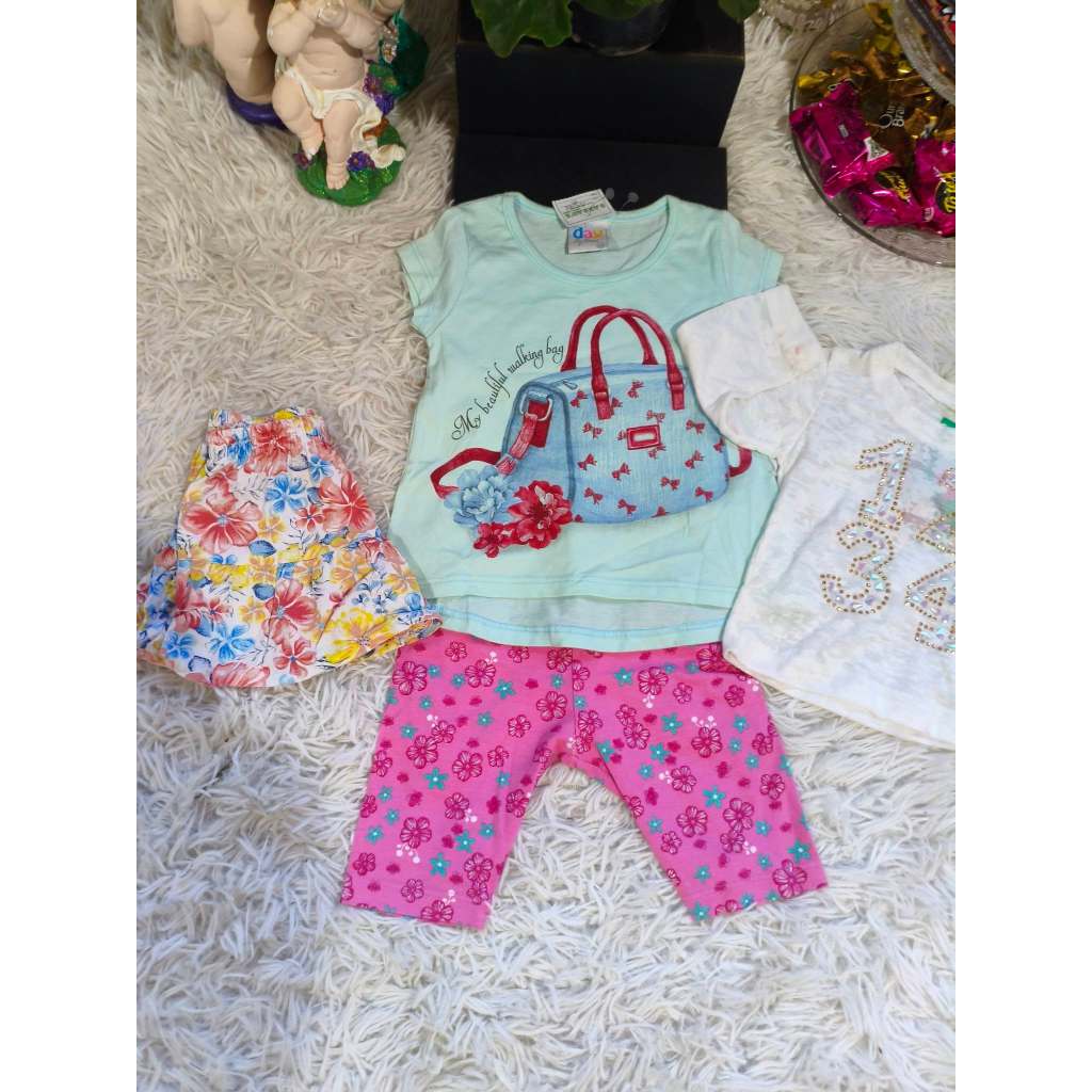 Kit (2) Dois Conjunto Bebê Feminino, (Blusa Mc/Blusa Ml + Capri Estampado/Saia Floral), Tam: M, Marca: Bethy.bethy